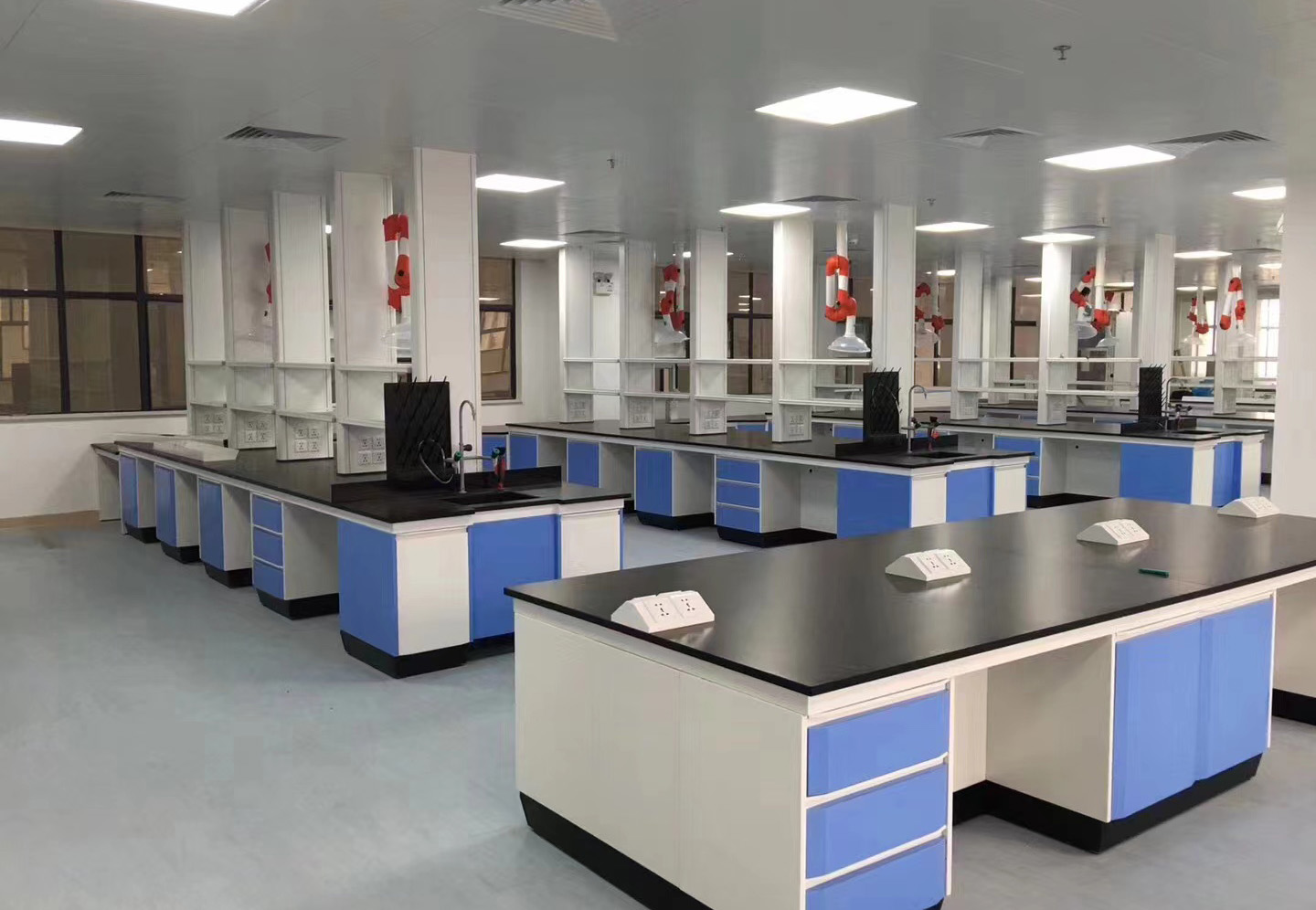 大连实验室家具电路走线如何隐藏更安全